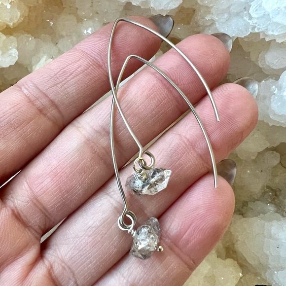 *HOLIDAY SPECIAL!* 925 HERKIMER DIAMOND Spear Earrings - Picture 4 of 11